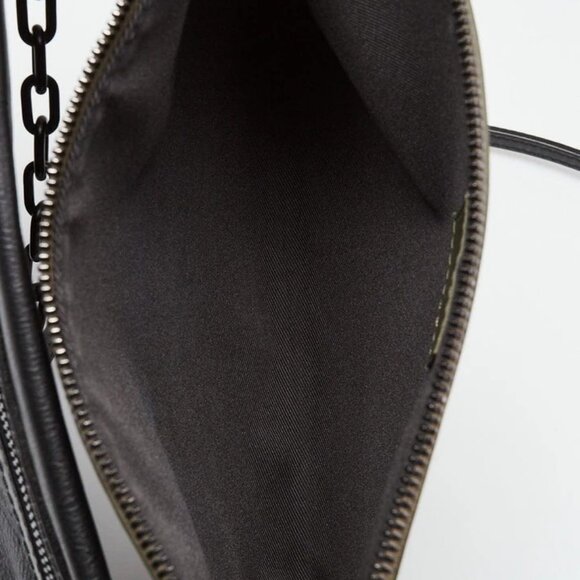 Louis Vuitton Black/Green Monogram Shadow Embossed Leather Double Flat - Picture 12 of 12